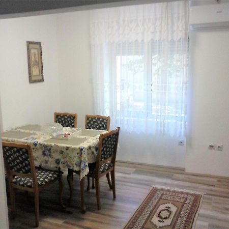 Apartman Veljic Nis Exterior photo